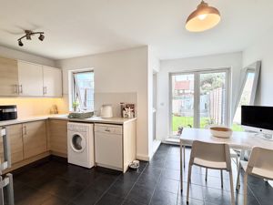 Kitchen/Diner- click for photo gallery